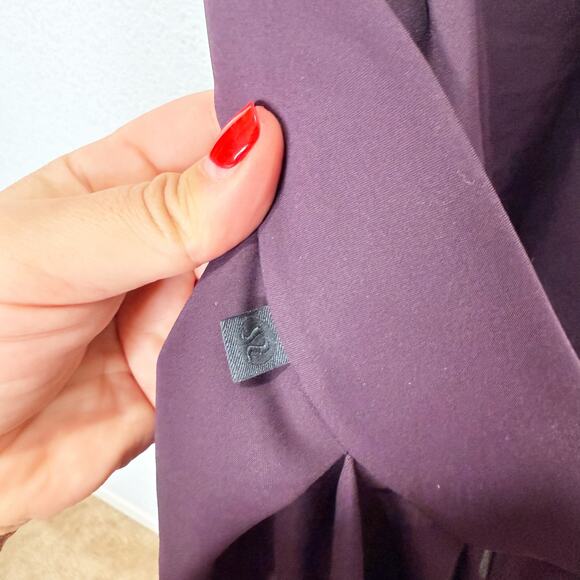 Lululemon Away Dress Purple Black Cherry
Neon Tennis Golf Open Back Skirt - Picture 10 of 10